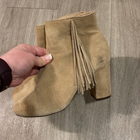 Urban Outfitters tassel zip up heeled booties - Picture 2 of 7